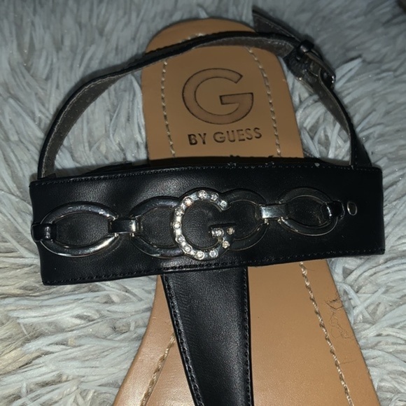Guess Thong Sandal Black with Silver Links and Guess Logo with Rhinestones 9 - Picture 4 of 14